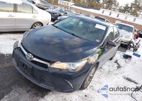 2015 Toyota Camry Se z USA, uszkodzony, nr VIN 4T1BF1FK5FU088935